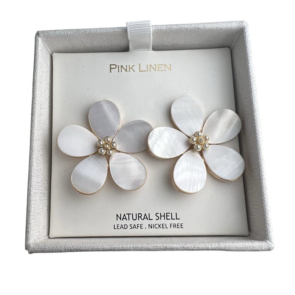 Pink Linen Pierced Earrings Gold Tone Natural Shell Flowers White NIB New